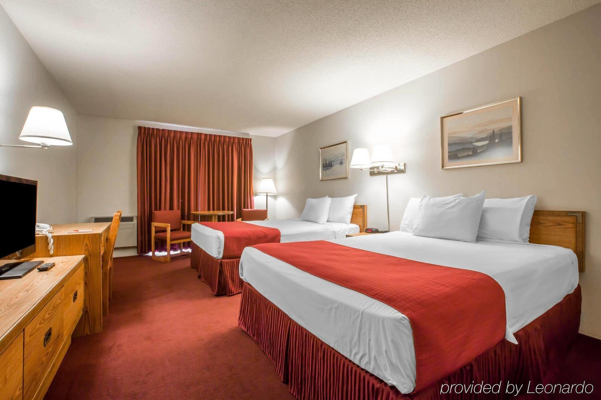 לייק פלאסיד Rodeway Inn מראה חיצוני תמונה