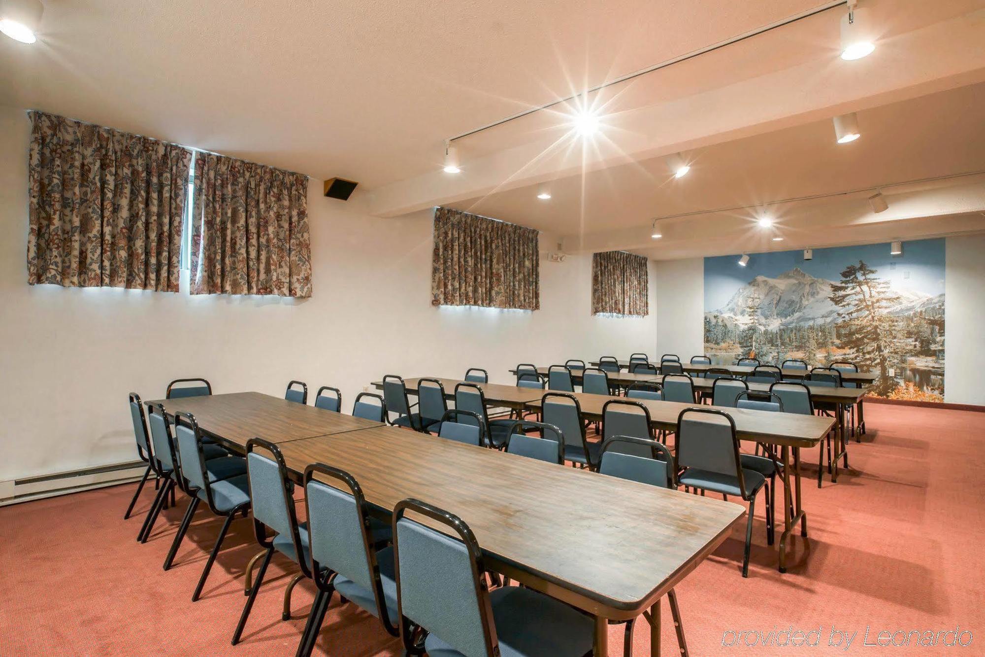 לייק פלאסיד Rodeway Inn מראה חיצוני תמונה