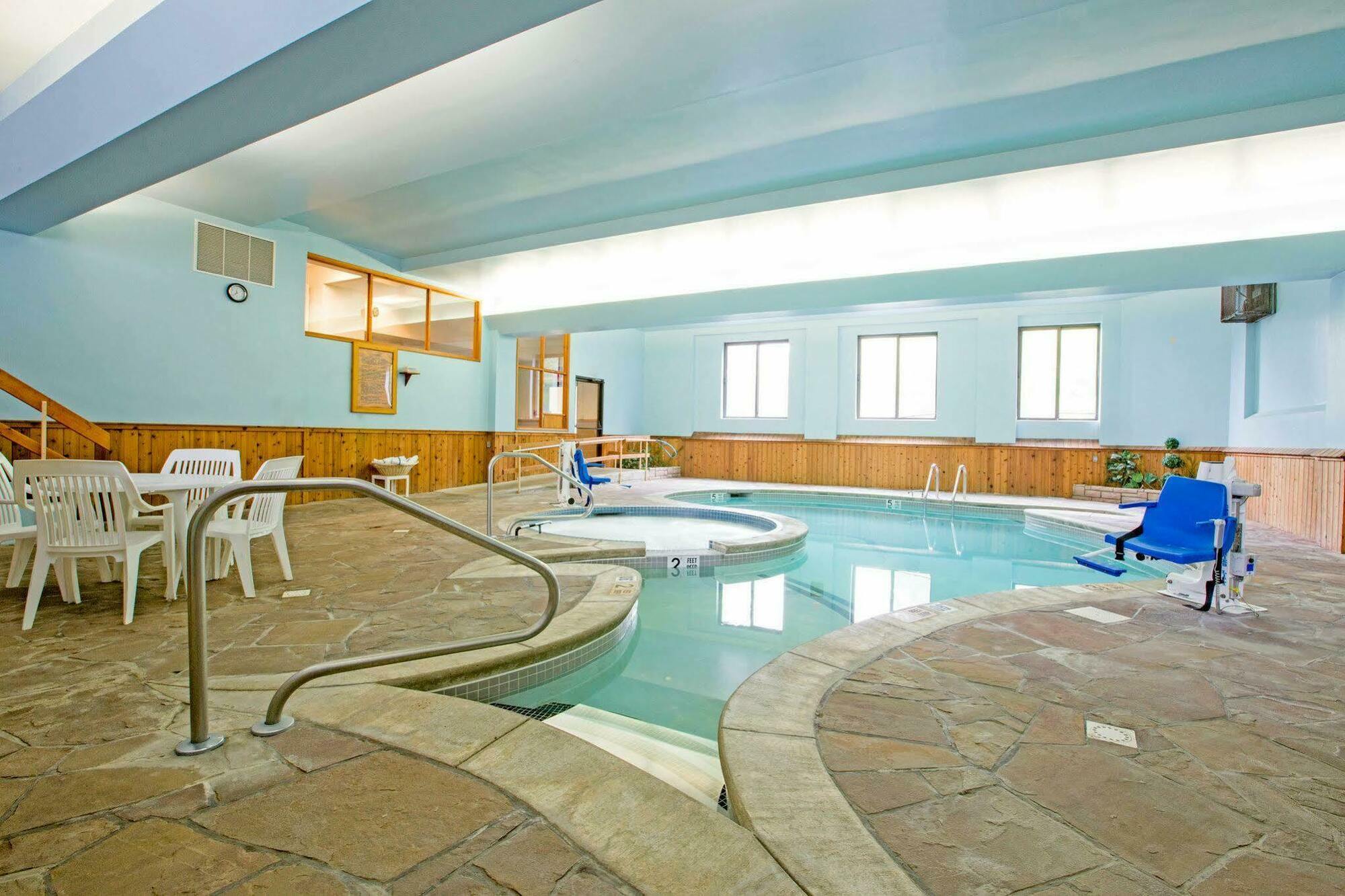 לייק פלאסיד Rodeway Inn מראה חיצוני תמונה